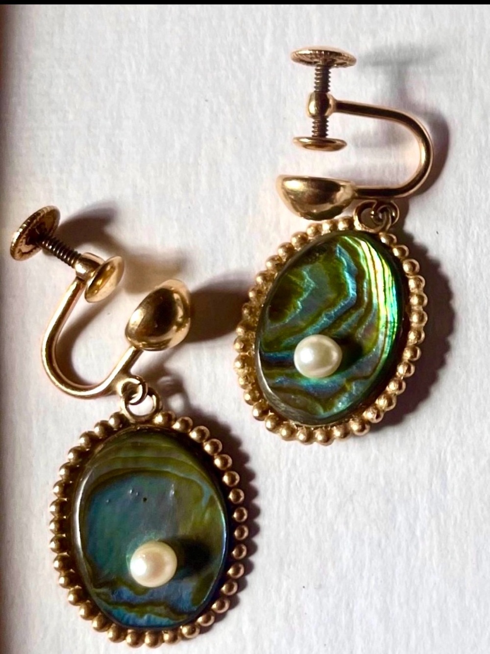 Vintage Art Deco Aurora Abalone & Pearl Screw-Back Earrings | Rare Mid-Century